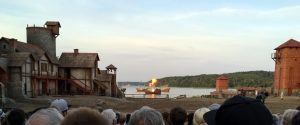 Störtebeker Festspiele: brennendes Schiff