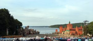 Störtebeker Festspiele: Blick auf die Bühne vor Beginn der Show.